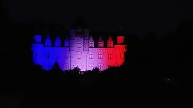 Spectacle son et lumière et possibilité de repas convivial