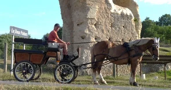 Les Calèches et Roulottes enchantées