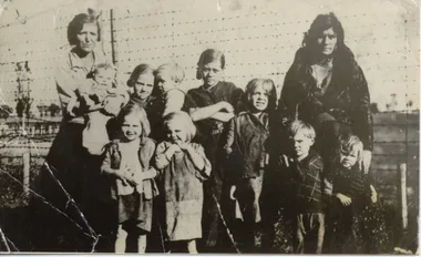 L’internement des nomades au camp de Montreuil-Bellay (1941-1945), Conférence du CCHA, par Virginie Daudin