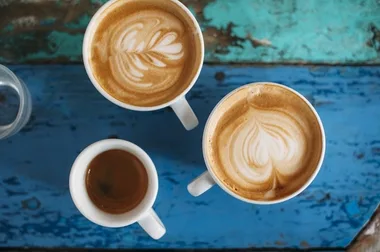 Un café, des livres et vous