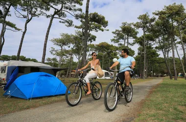 Camping Vacances André Trigano – Domaine de Fierbois