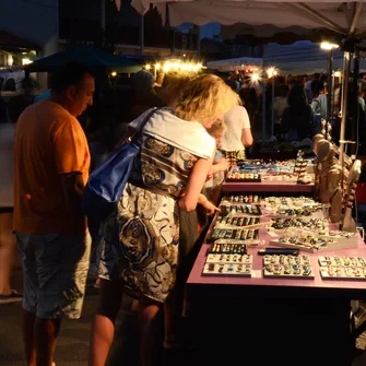 Marché nocturne