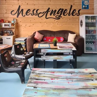 Messangeles Café Boutique