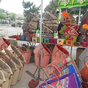 Marché traditionnel saisonnier