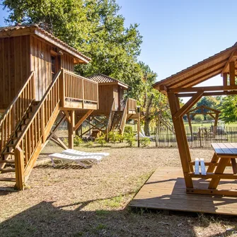 Cabane sur pilotis – Camping Landes Azur