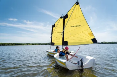 Au fil de l’eau – Ecole de voile