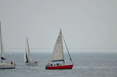 Les Voiles S’en Mêlent