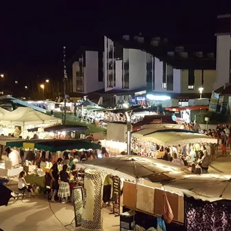 Marché nocturne