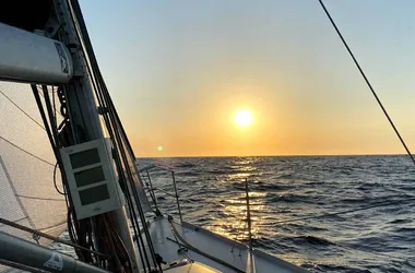 Yacht Club Landais Ecole de croisière habitable, coaching et balade en voilier