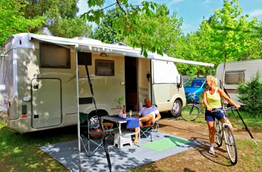 Camping Les Acacias