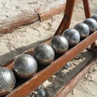 Concours de pétanque