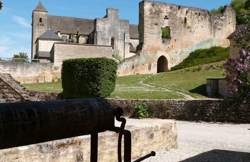 Boucle des Rapiettes-Plus Beaux Villages de France n°25 / Coly-Saint-Amand