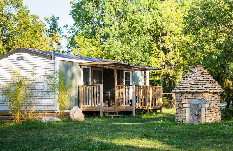 Camping Lascaux Vacances - Cottage Patio 4p 2ch 2sdb (1)