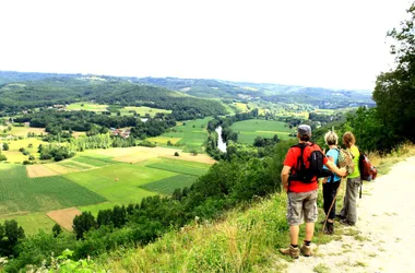 Saint-Léon-sur-Vézère en écomobilité – Un plus beau Village de France dans les bras de la Vézère