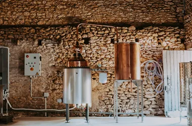 DEG_Distillerie de l'Ort_distillerie©Emi Makarof (1)