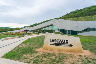 Visite thématique sur l’alimentation à la préhistoire – Lascaux IV