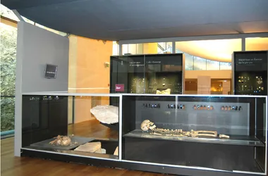 museo nacional de prehistoria5_rmn_MNPLesEyzies-Distr.RMN.Ph.Jugie