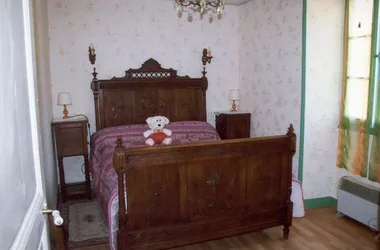 Red House_Bedroom