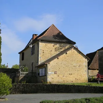Village de Saint Avit de Vialard
