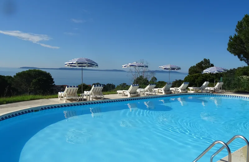 Swimming pool - Azur Hôtel - Cavalière - Le Lavandou