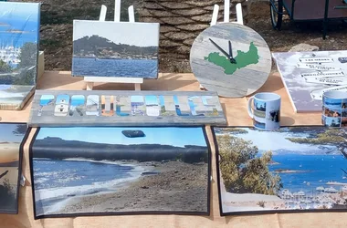 Marché artisanal à Porquerolles