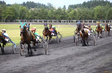 Courses Hippiques – Hippodrome de Jullianges