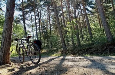 Le chemin de Saint-Régis à vélo