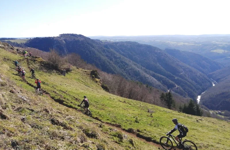 Séjour : le chemin de St Jacques en VTT électrique