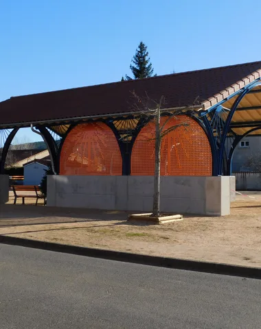 Marché hebdomadaire de St Christophe sur Dolaison