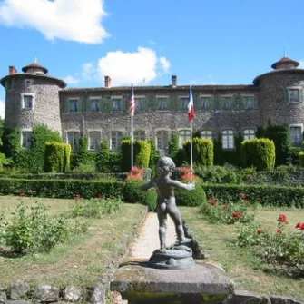 Groupes : Journée visite du Puy-en-Velay et du château de La Fayette.