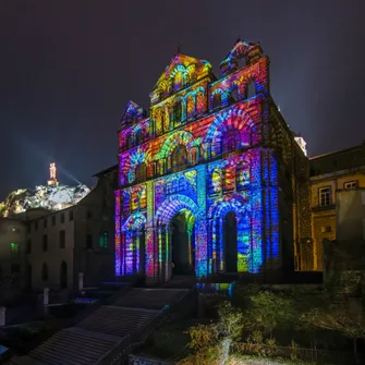 Groupe : Demi-journée découverte du Puy-en-Velay et spectacle Puy de Lumières