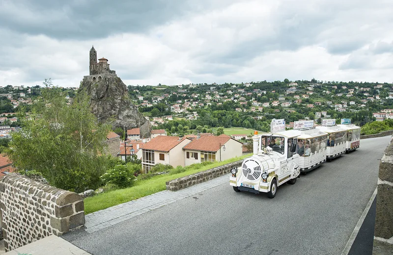 Groupes : Journée à la découverte du Puy-en-Velay en petit train touristique et Distillerie Pagès