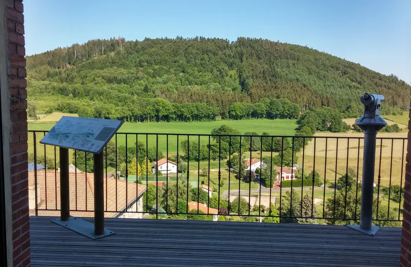 L’Observatoire – Le balcon des volcans du Velay