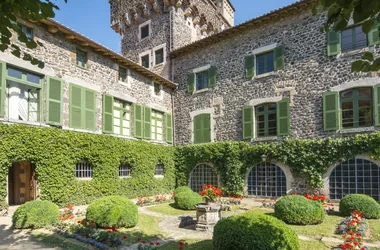 Groupes : Journée visite du Puy-en-Velay et du château de La Fayette.