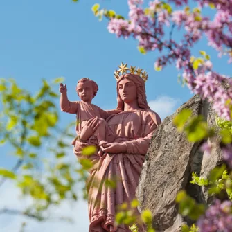 Statue Notre-Dame de France