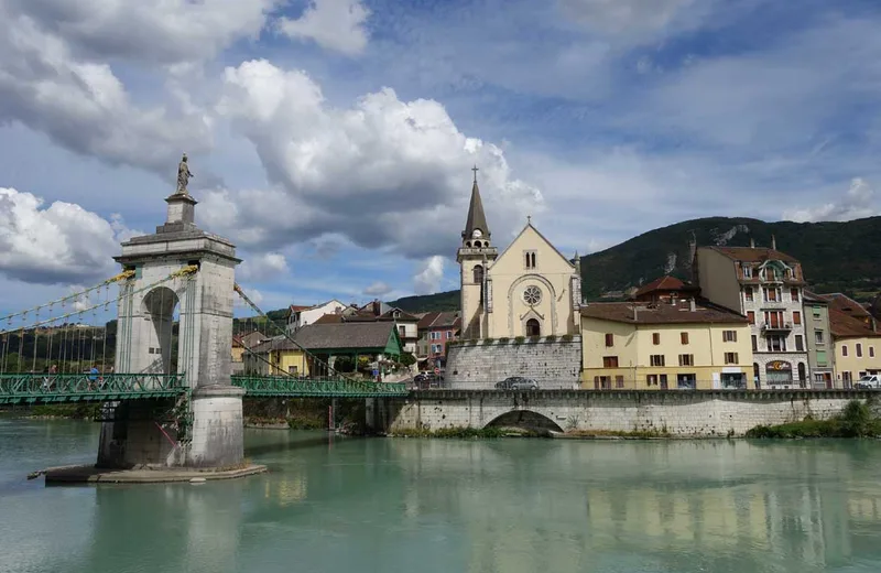 Compostelle à vélo : Genève – Le Puy