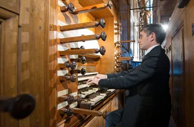 J.E.P. : Présentation de l’orgue et illustration musicale