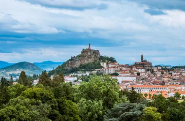 Le chemin de Compostelle : Du Puy-en-Velay à Aumont-Aubrac