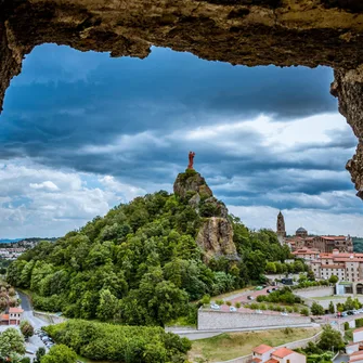 Le chemin de Compostelle : du Puy-en-Velay à Conques