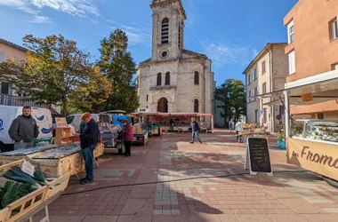 Marché de Brives-Charensac