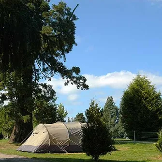 Castel Camping “Chateau de Leychoisier”