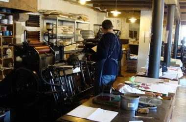 Le Moulin du Got: Living museum of stationery and printing_5