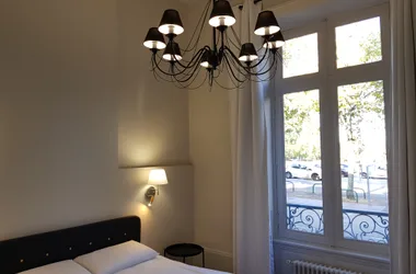 HOTEL de PARIS LimogesContemporary Privilege Room_3