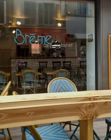 Brème Café Restaurant