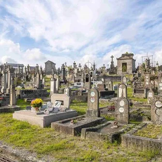 Visite du cimetière de Louyat