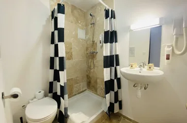 baño habitación estándar