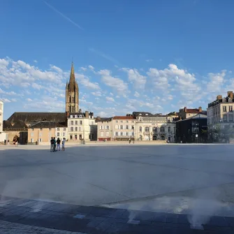 Visite apéritive : Place de la République