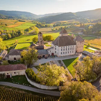 Visite libre du château de Pierreclos