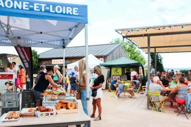 Marché Nocturne à Vergisson