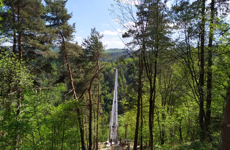 Lignon Gorges footbridge from Grazac